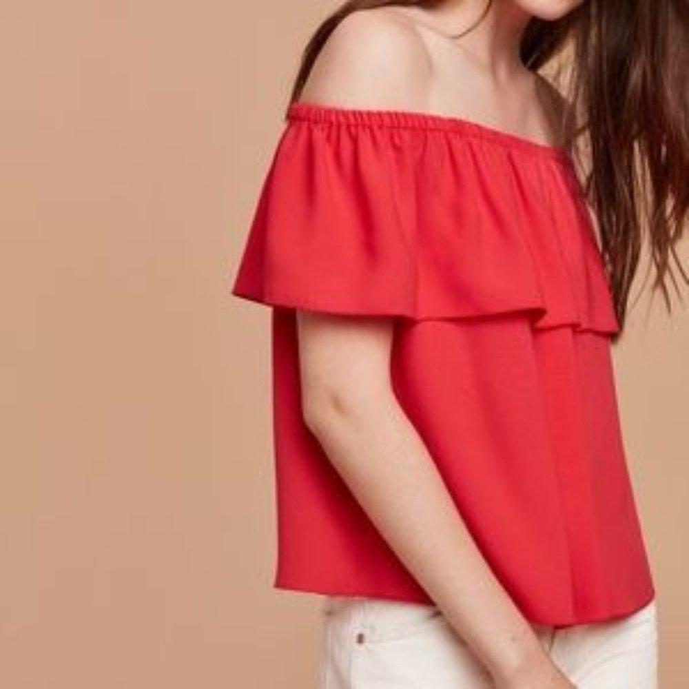 Wilfred Aritzia Promener Off the Shoulder Blouse
